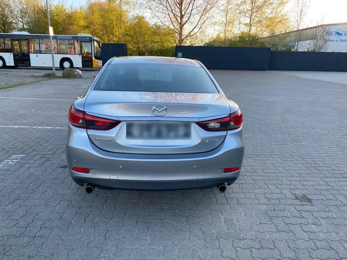 Gebraucht Mazda 6 145 PS (106 kW) 2014 Grau Limousine