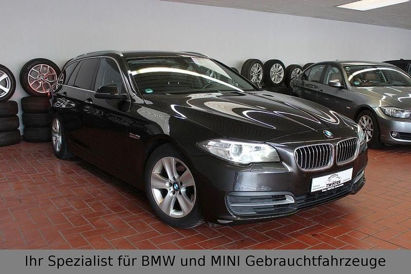 Gebraucht BMW 520 Performance 190 PS (139 kW) 2016 Jatoba metallic Kombi