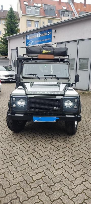 Gebraucht Land Rover Defender 122 PS (89 kW) 2007 Grün Kombi