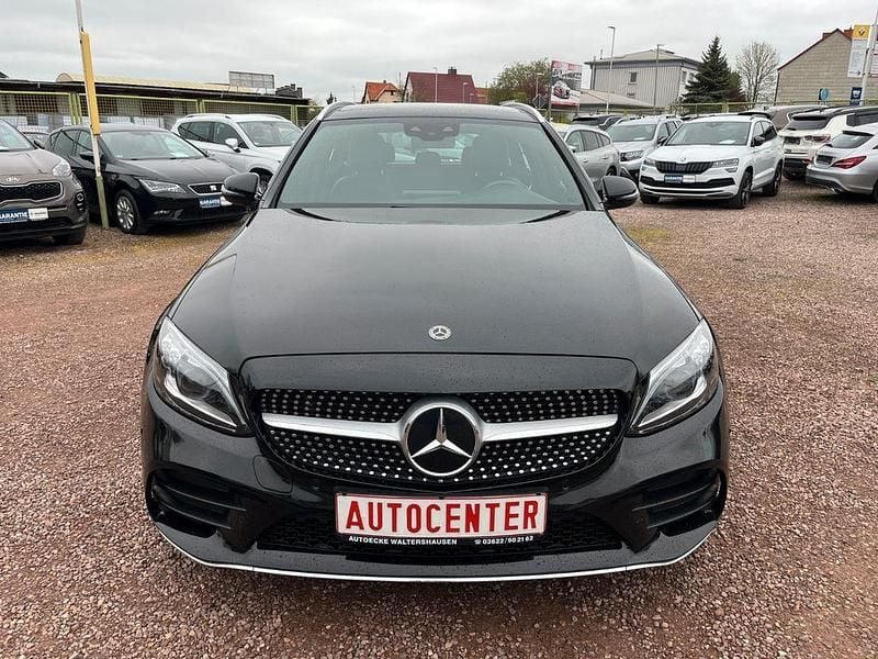 Gebraucht Mercedes C200 AMG line 184 PS (135 kW) 2020 Schwarz Kombi