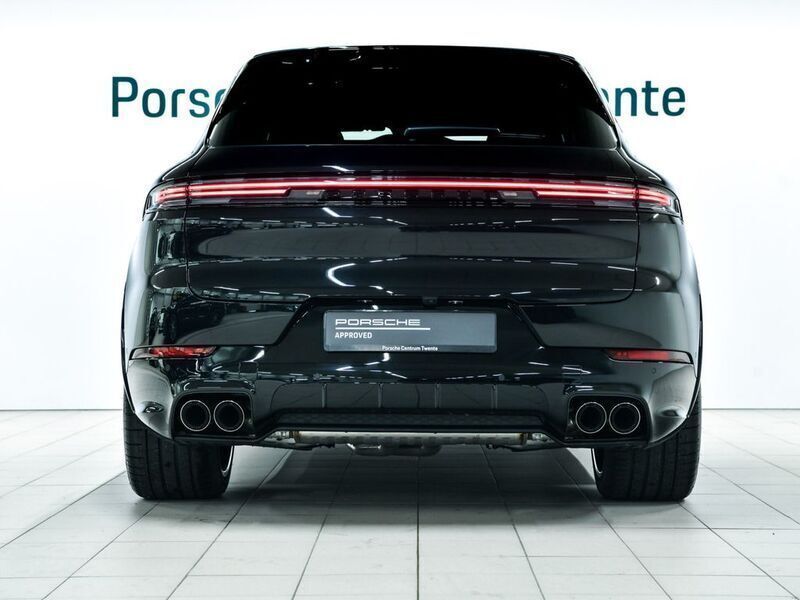 Gebraucht Porsche Cayenne 470 PS (345 kW) 2025 Schwarz SUV
