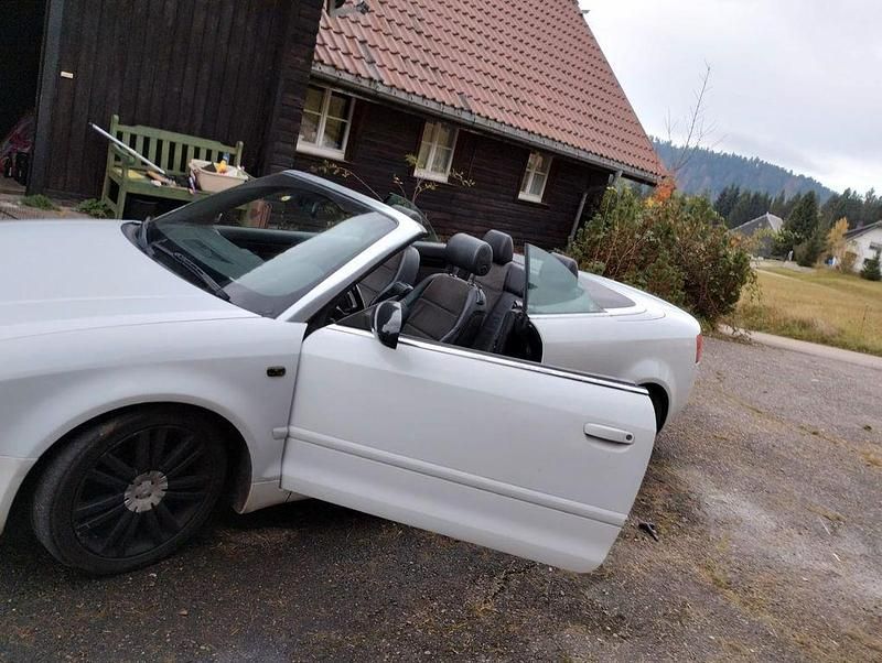 Gebraucht Audi A4 Cabriolet Sport 163 PS (119 kW) 2004 Schwarz Cabrio