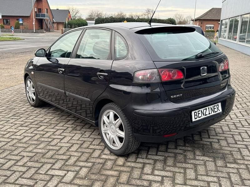 Gebraucht Seat Ibiza 75 PS (55 kW) 2005 Schwarz Kleinwagen