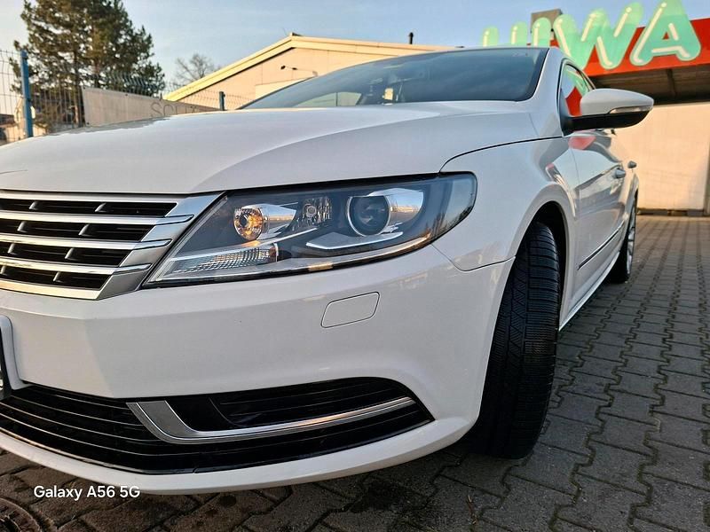 Gebraucht VW Passat 170 PS (125 kW) 2012 Weiß Coupé