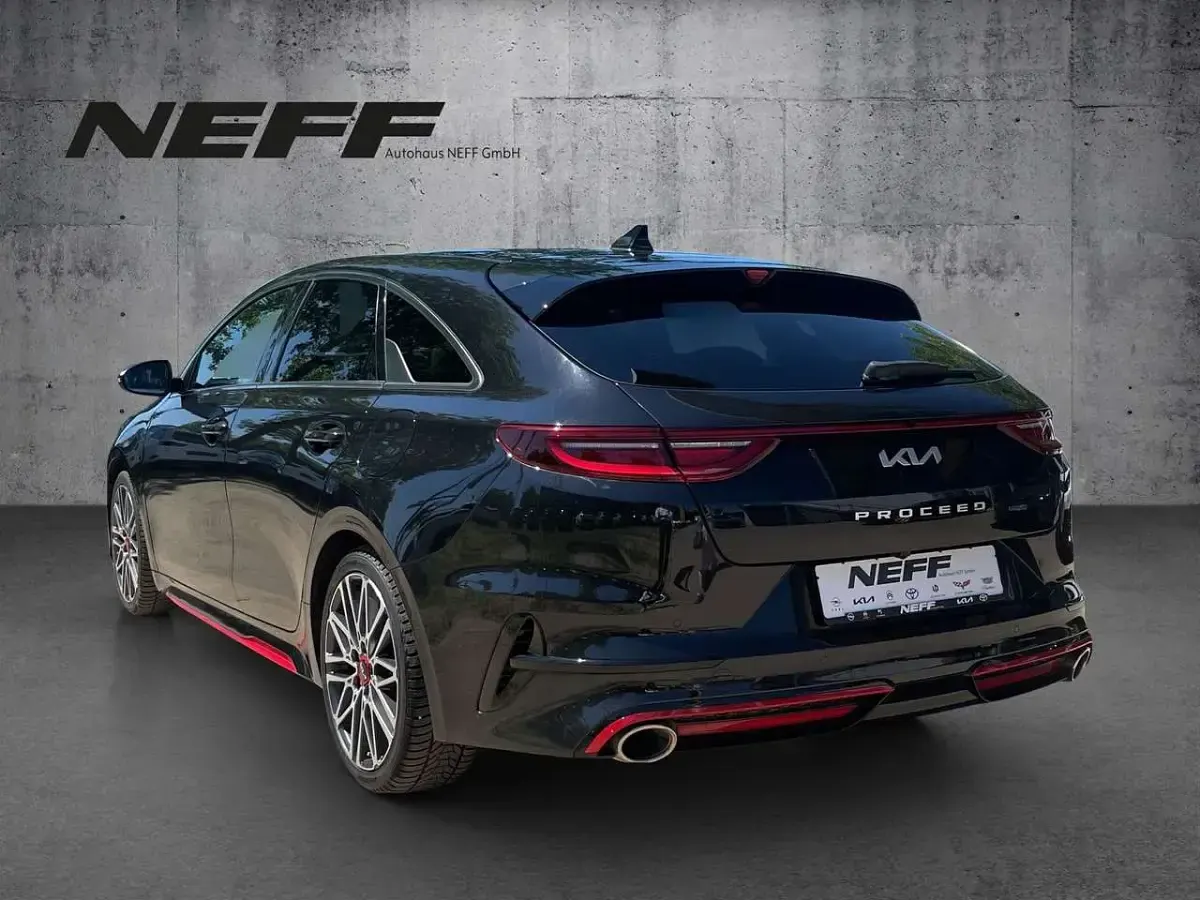 Gebraucht Kia ProCeed GT 204 PS (150 kW) 2024 Zilinaschwarz Kombi