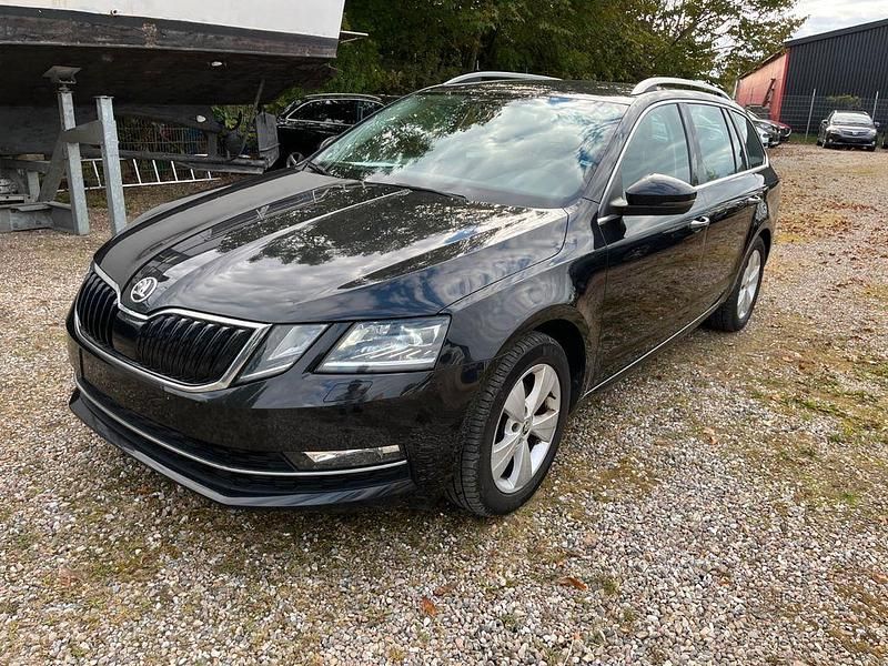 Gebraucht 2018 Skoda Octavia Style Kombi | 11.000 € (Superpreis) - Bild 1/4