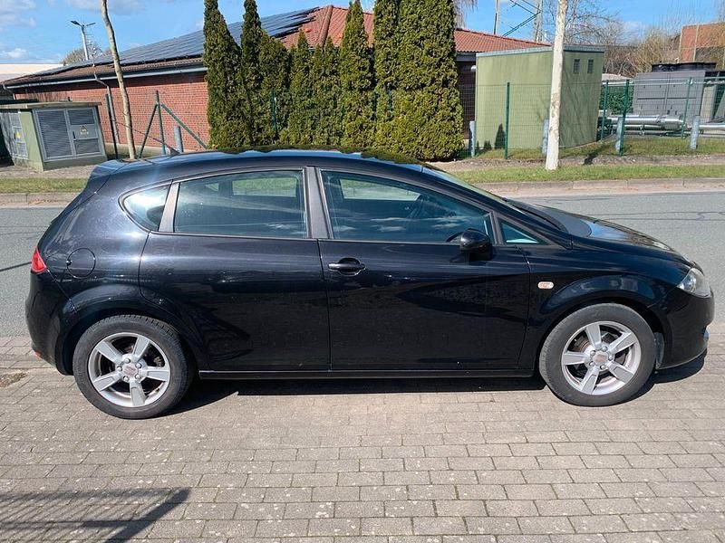 Gebraucht Seat Leon 102 PS (75 kW) 2008 Schwarz Kleinwagen