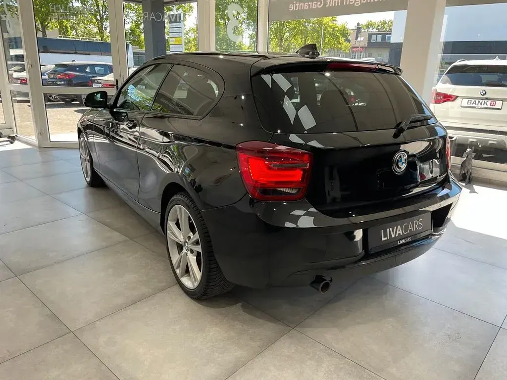 Gebraucht BMW 118 143 PS (105 kW) 2014 Schwarz Kleinwagen
