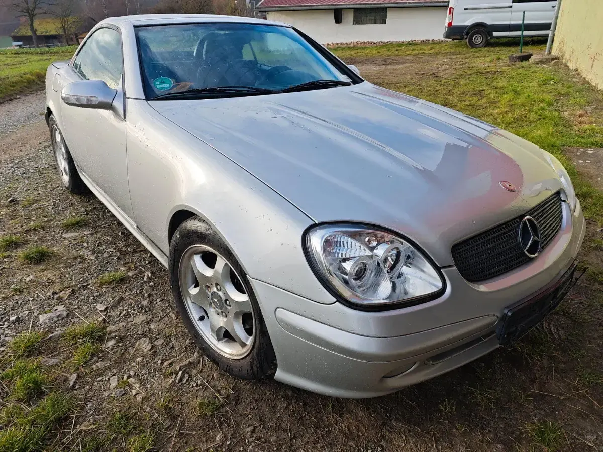 Gebraucht Mercedes SLK200 163 PS (119 kW) 2002 Silber Cabrio