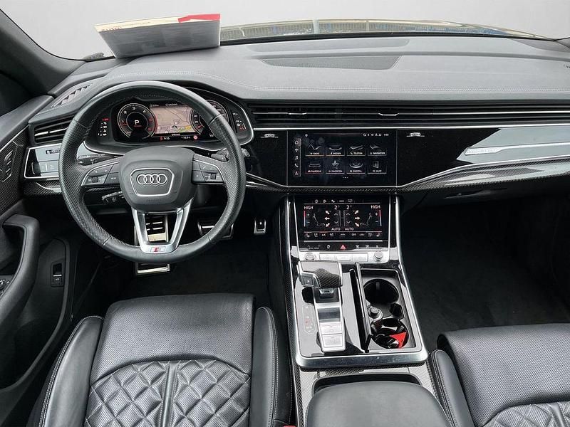 Gebraucht Audi Q8 Business 286 PS (210 kW) 2023 Mythosschwarz metallic (metallic) SUV