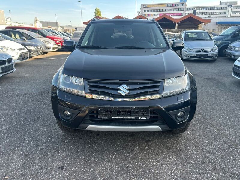 Schwarz Gebraucht 2014 Suzuki Grand Vitara Comfort SUV | 11.500 € (Fairer Preis) - Bild 1/4