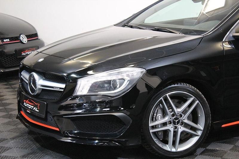 Gebraucht Mercedes CLA45 AMG AMG 381 PS (280 kW) 2015 Schwarz Limousine