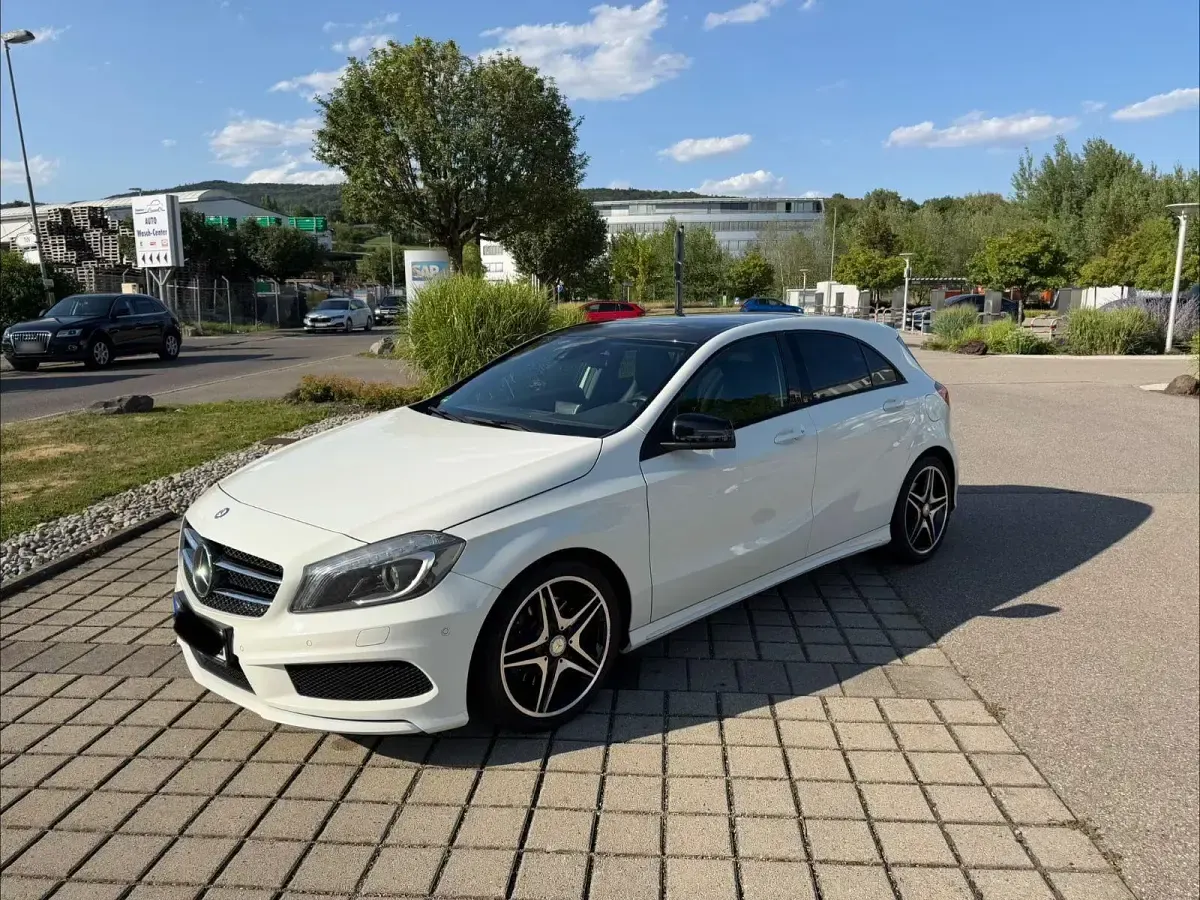Gebraucht Mercedes A250 AMG line 211 PS (155 kW) 2013 Weiß Kleinwagen