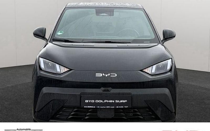 Neu BYD Dolphin Surf Comfort 114 kW (156 PS) 2026 Schwarz Kleinwagen
