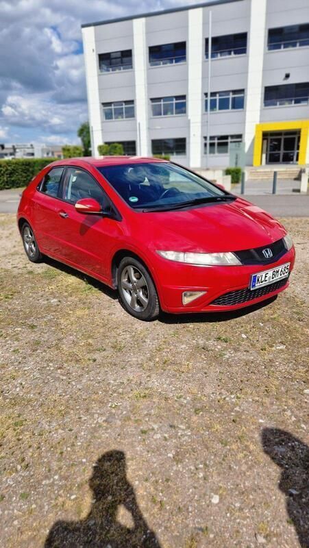 Rot Gebraucht 2011 Honda Civic Limousine | 6.400 € (Fairer Preis) - Bild 1/4