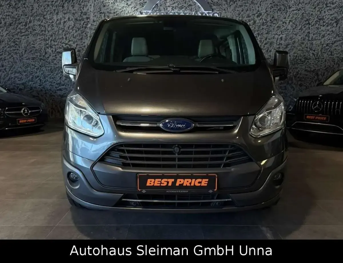 Gebraucht Ford Transit Custom Titanium 131 PS (96 kW) 2017 Magnetic Van / Kleinbus