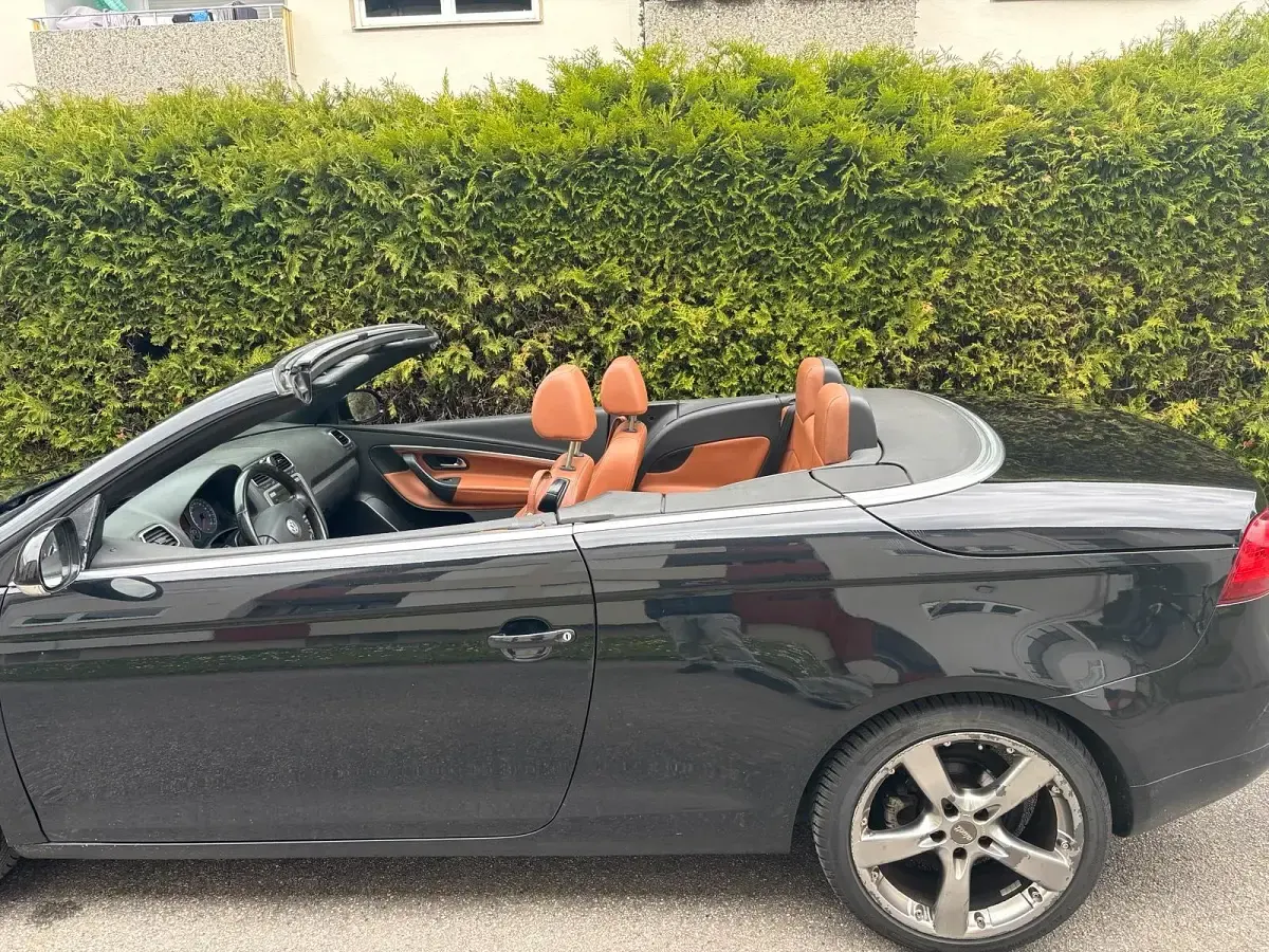 Używany VW Eos 140 KM (102 kW) 2008 Czarny Kabriolet