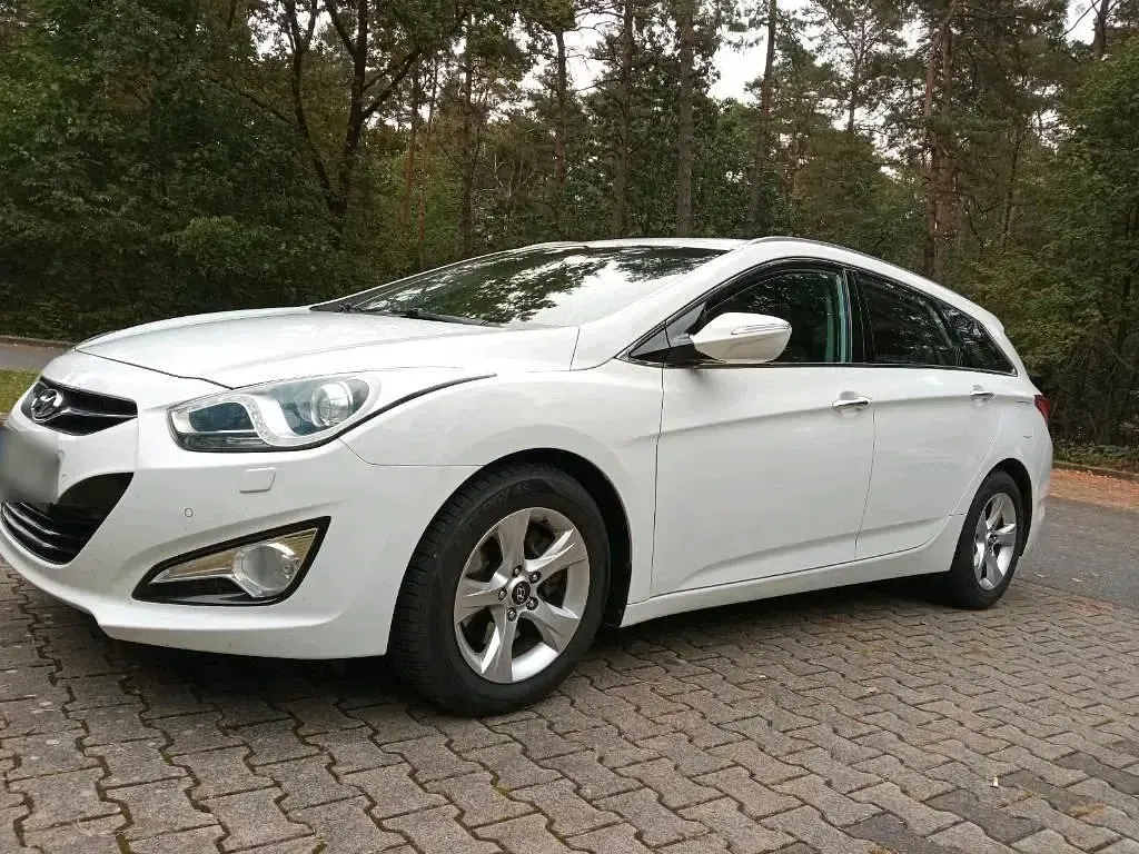 Gebraucht Hyundai i40 136 PS (100 kW) 2014 Weiß Kombi
