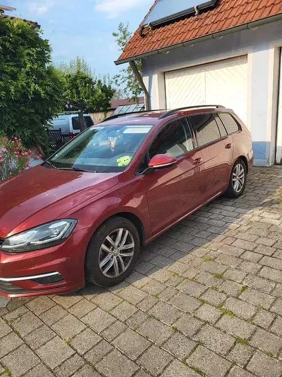 Gebraucht VW Golf VII United 150 PS (110 kW) 2020 Rot Kombi