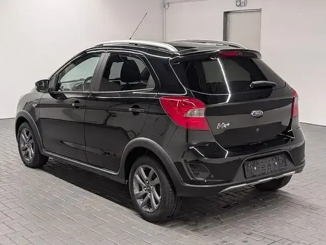 Gebraucht Ford Ka Plus Active 86 PS (63 kW) 2019 Iridiumschwarzmet. Kleinwagen