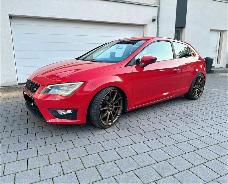 Gebraucht Seat Leon FR 179 PS (131 kW) 2013 Rot Coupé