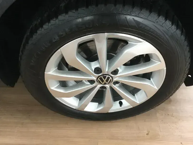 Gebraucht VW T-Roc Style 150 PS (110 kW) 2024 Deep black perleffekt (metallic) SUV