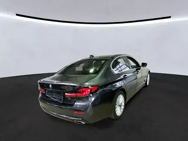 Gebraucht BMW 530 Luxury Line 286 PS (210 kW) 2022 Grau Limousine