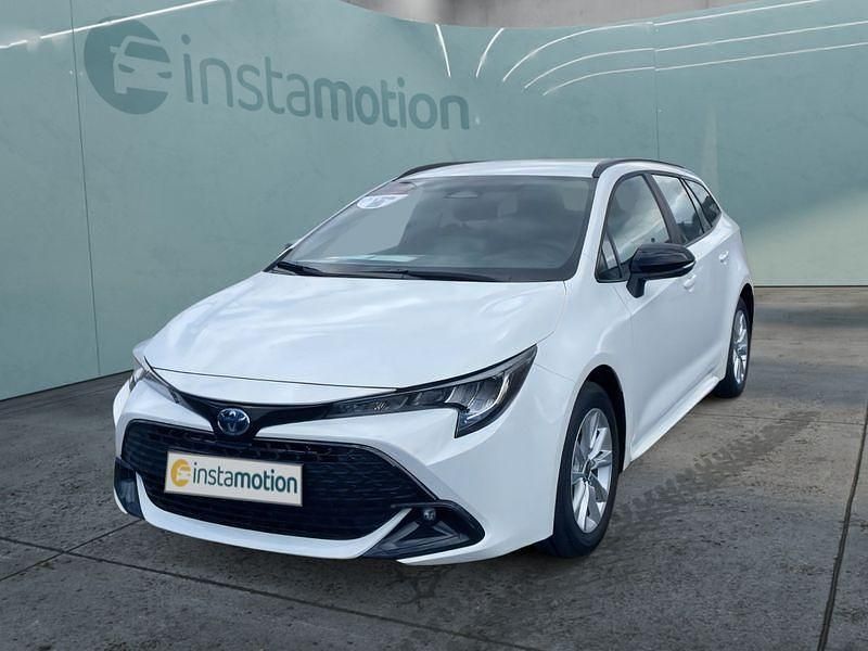 Weiß Neu 2025 Toyota Corolla Hybrid Kombi | 29.749 € (Superpreis) - Bild 1/4