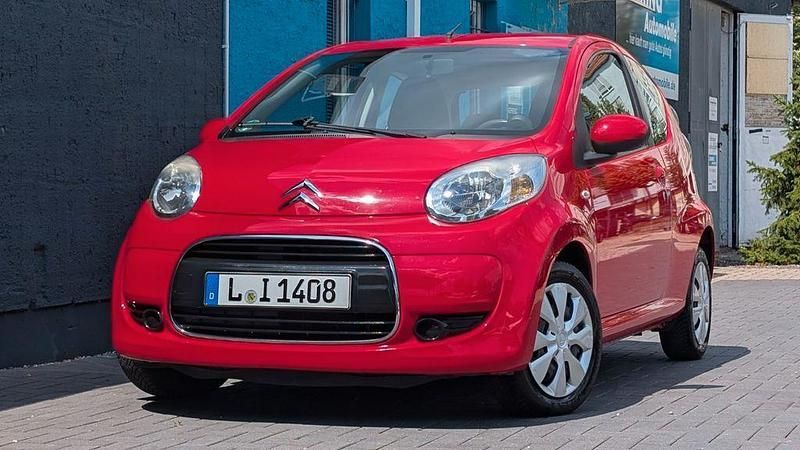 Rot Gebraucht 2011 Citroën C1 SELECTION Kleinwagen | 2.900 € (Guter Preis) - Bild 1/4
