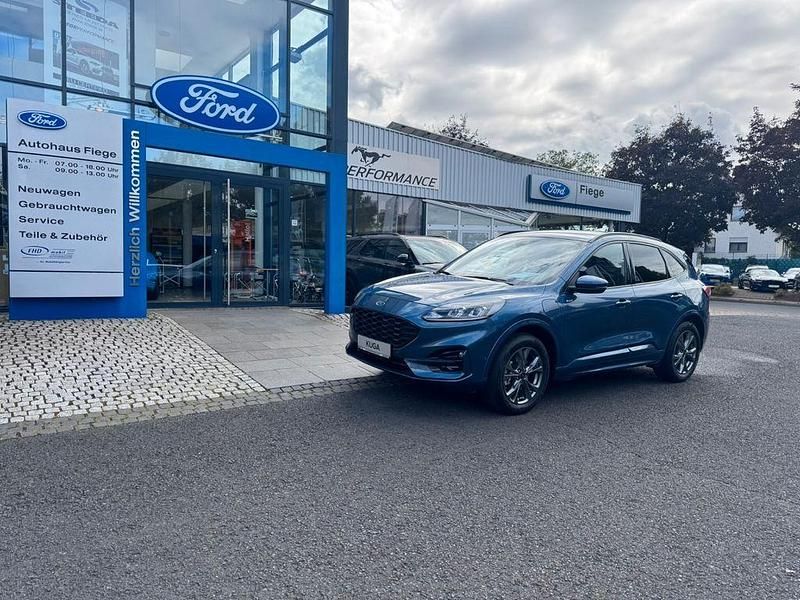 Blau Gebraucht 2021 Ford Kuga ST-Line SUV | 24.450 € (Fairer Preis) - Bild 1/4
