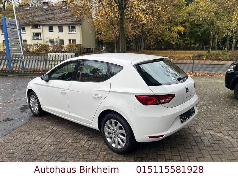 Gebraucht Seat Leon Style 122 PS (89 kW) 2013 Weiß Limousine