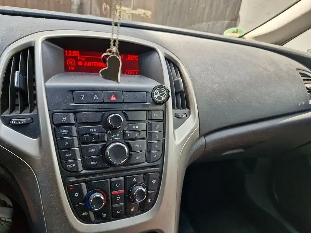 Gebraucht Opel Astra Selection 116 PS (85 kW) 2012 Schwarz Kombi