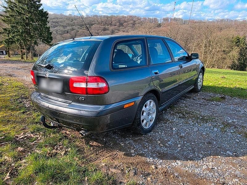 Gebraucht Volvo V40 122 PS (89 kW) 2002 Kombi