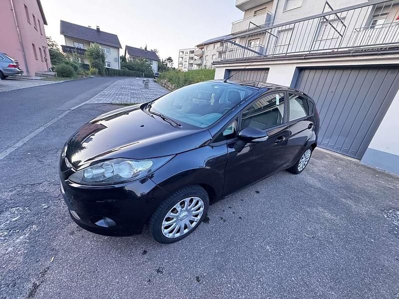 Schwarz Gebraucht 2011 Ford Fiesta Titanium Kleinwagen | 4.200 € (Etwas zu teuer) - Bild 1/4