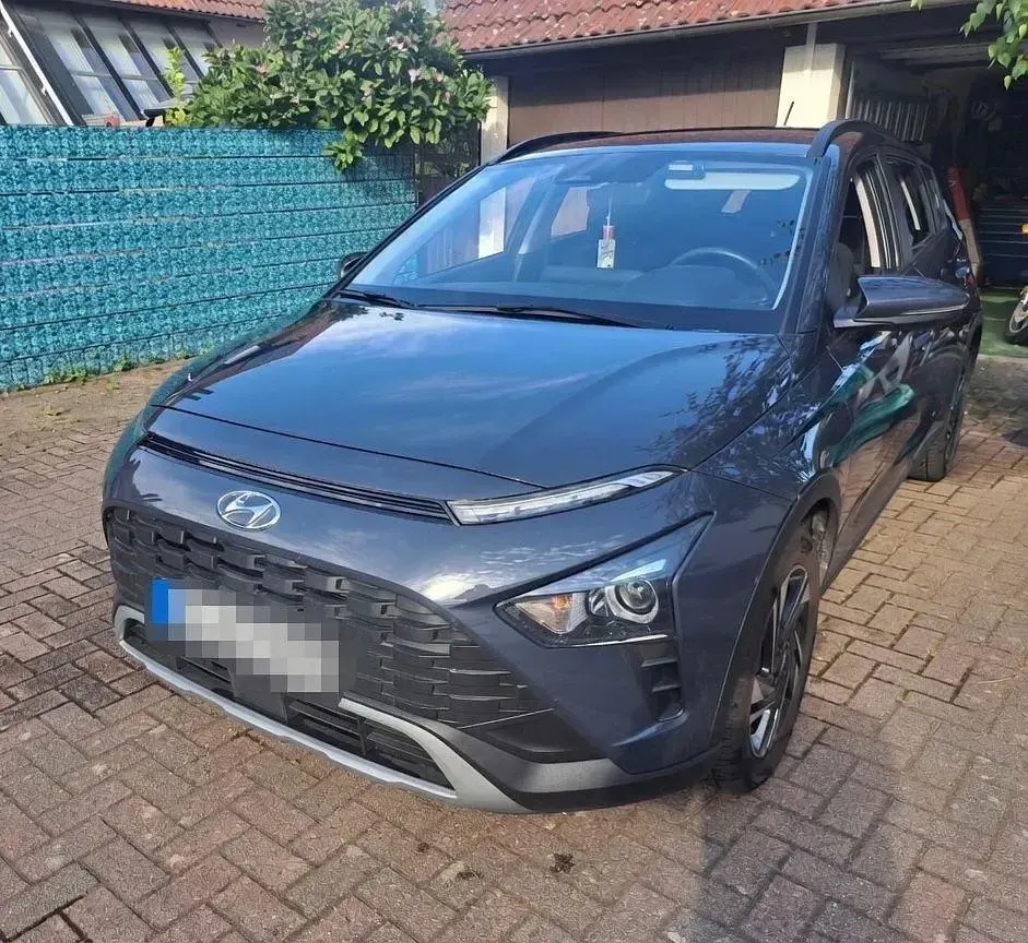 Gebraucht Hyundai Bayon Pure 84 PS (61 kW) 2023 Grau SUV