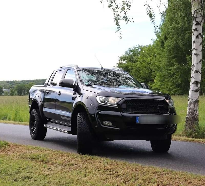 Iridiumschwarz metallic Gebraucht 2019 Ford Ranger Wildtrack Abholung | 22.500 € (Fairer Preis) - Bild 1/4