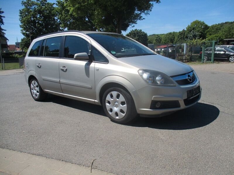 Beige Gebraucht 2007 Opel Zafira Catch Me Van / Kleinbus | 3.999 € (Etwas zu teuer) - Bild 1/4