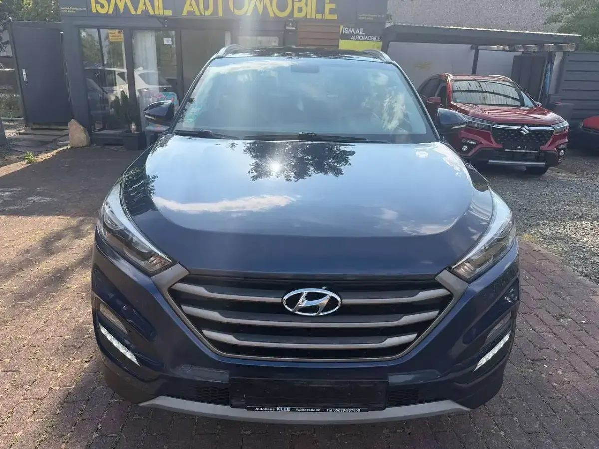 Gebraucht Hyundai Tucson Trend 177 PS (130 kW) 2018 Stargazing blue / mic SUV