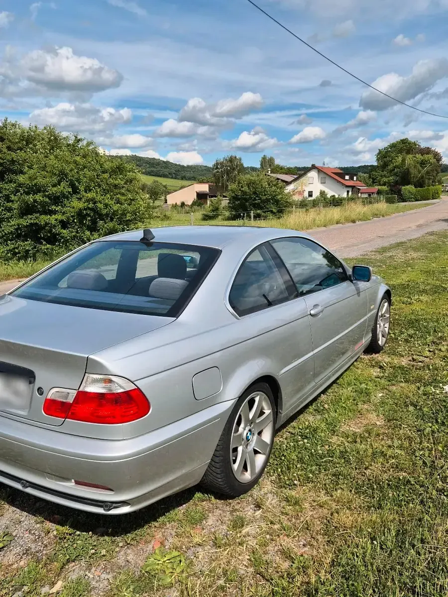 Gebraucht BMW 325 192 PS (141 kW) 2000 Silber Coupé