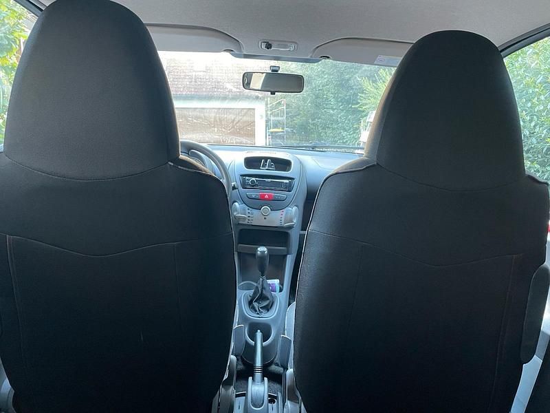 Gebraucht Citroën C1 68 PS (50 kW) 2009 Rot Kleinwagen