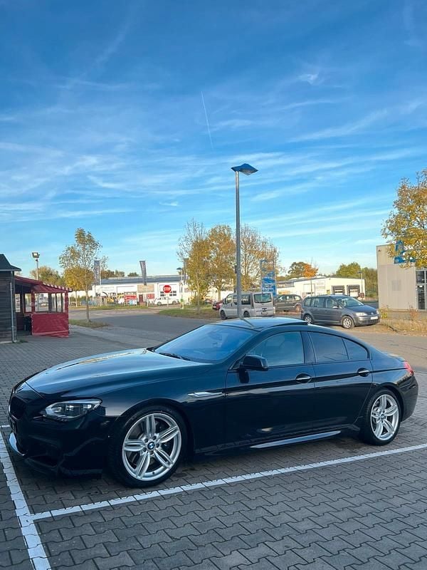 Schwarz Gebraucht 2015 BMW 650 Coupé | 26.450 € (Guter Preis) - Bild 1/4