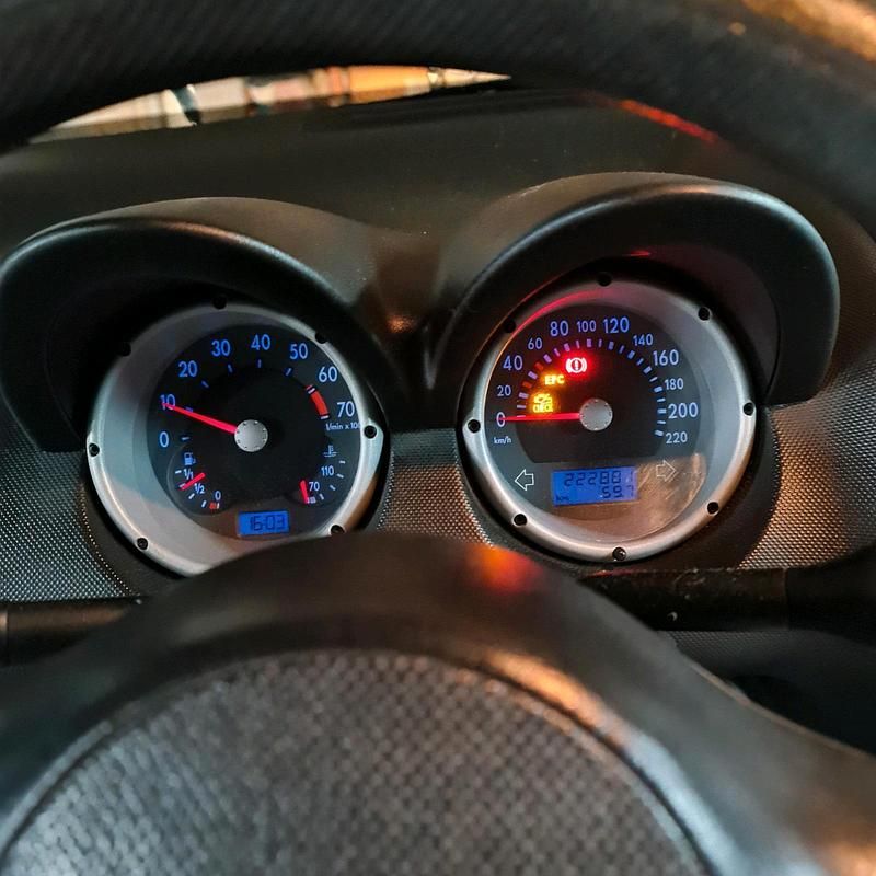 Gebraucht VW Lupo 70 PS (51 kW) 2002 Schwarz Kleinwagen