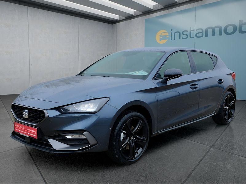 Grau Neu 2025 Seat Leon FR Kleinwagen | 34.949 € (Teuer) - Bild 1/4