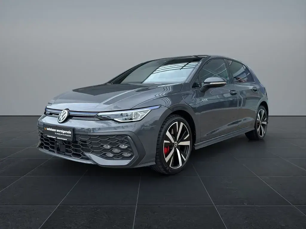 Gebraucht VW Golf VIII Pro 272 PS (200 kW) 2025 Delfingrau metallic Limousine