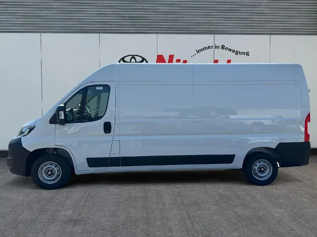 Neu Toyota Proace 140 PS (102 kW) 2026 Icy white Van / Kleinbus