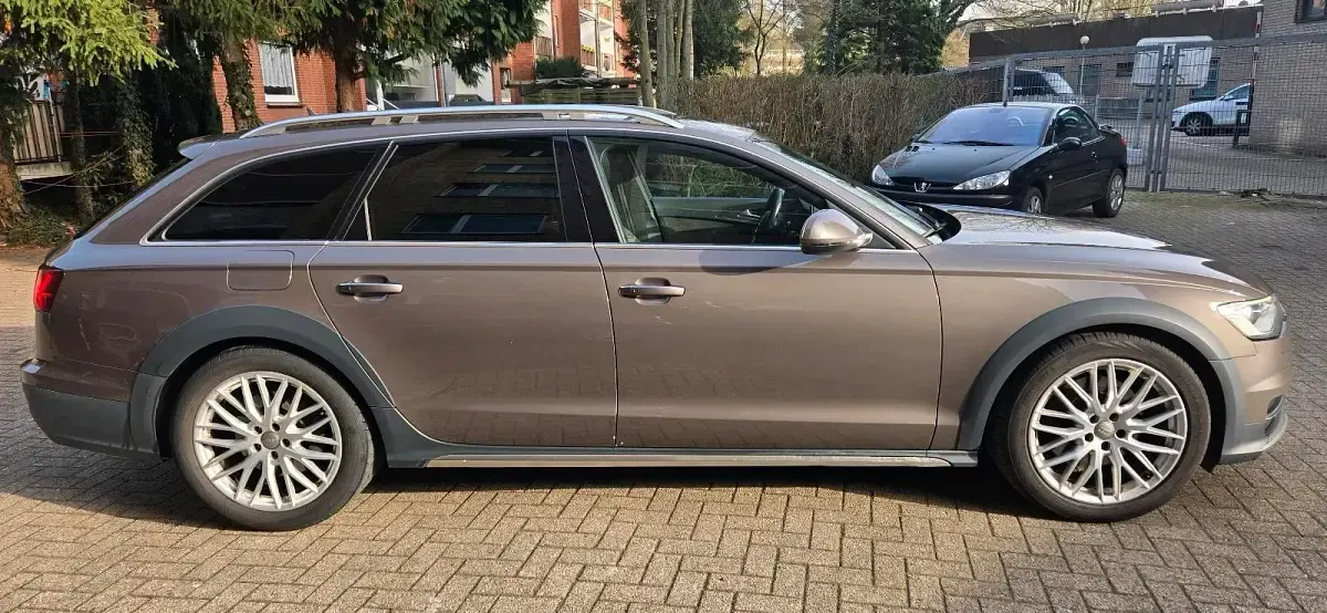 Gebraucht Audi A6 Allroad 272 PS (200 kW) 2017 Braun Kombi