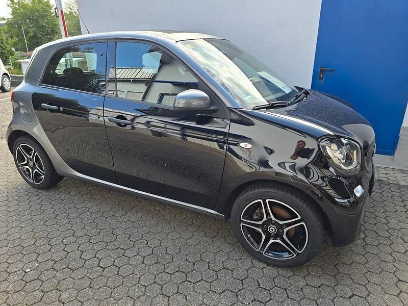 Gebraucht Smart ForFour Edition #1 90 PS (66 kW) 2017 Schwarz Kleinwagen