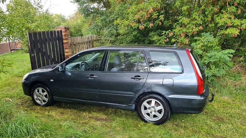 Gebraucht Mitsubishi Lancer Comfort Edition 135 PS (99 kW) 2005 Schwarz Kombi