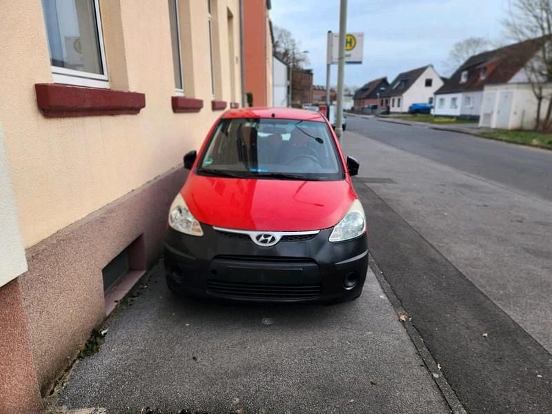 Rot Gebraucht 2009 Hyundai i10 Kleinwagen | 1.950 € (Guter Preis) - Bild 1/4