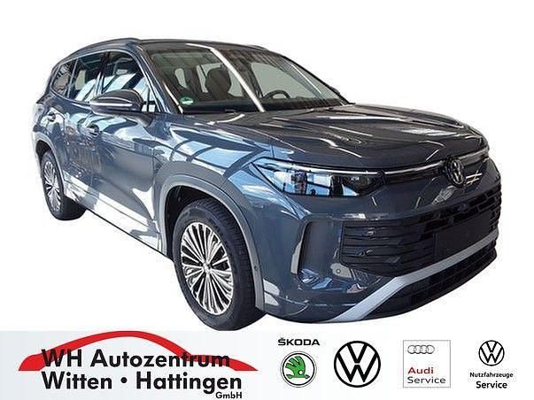 Delfingrau metallic Gebraucht 2025 VW Tayron Life SUV | 49.872 € (Fairer Preis) - Bild 1/3